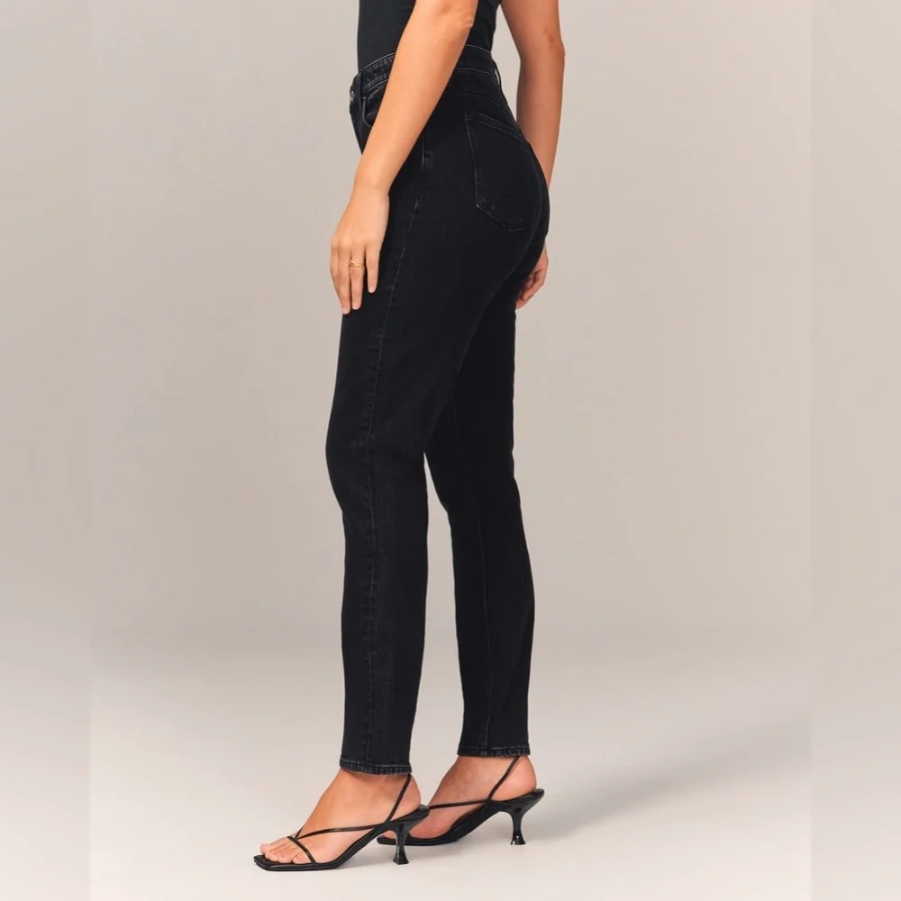 Abercrombie & Fitch Curve Love High Rise Skinny Jean in Black Size 16 (33) - Picture 3 of 13